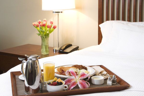 breakfast_in_bed
