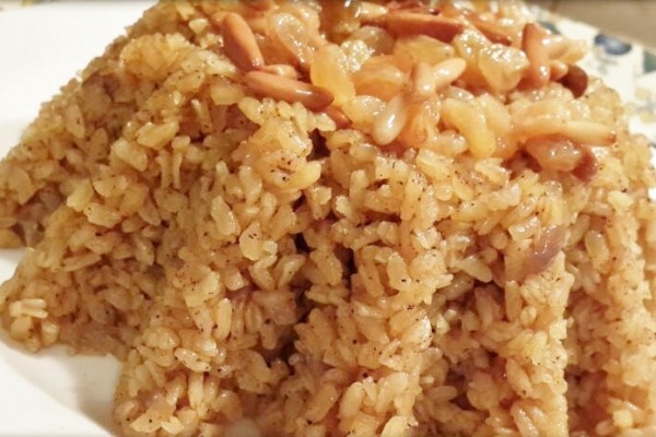 أرز بالخلطة و المكسرات