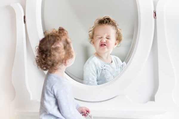 في قلبي طفل